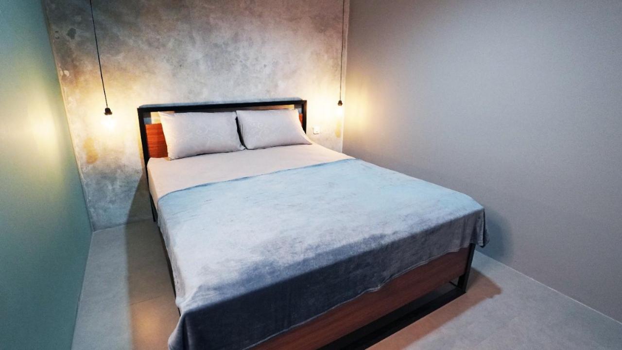 Hostel 18 Pasangan Butuh Surat Nikah Bandung Eksteriør bilde